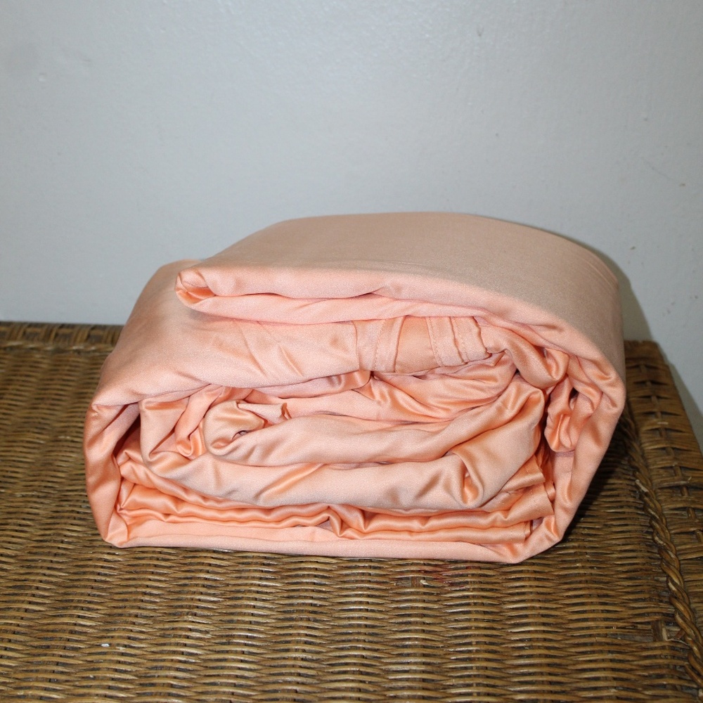 Buffy King Sheet Set – Lyocell – Peach - Picture 5 of 8